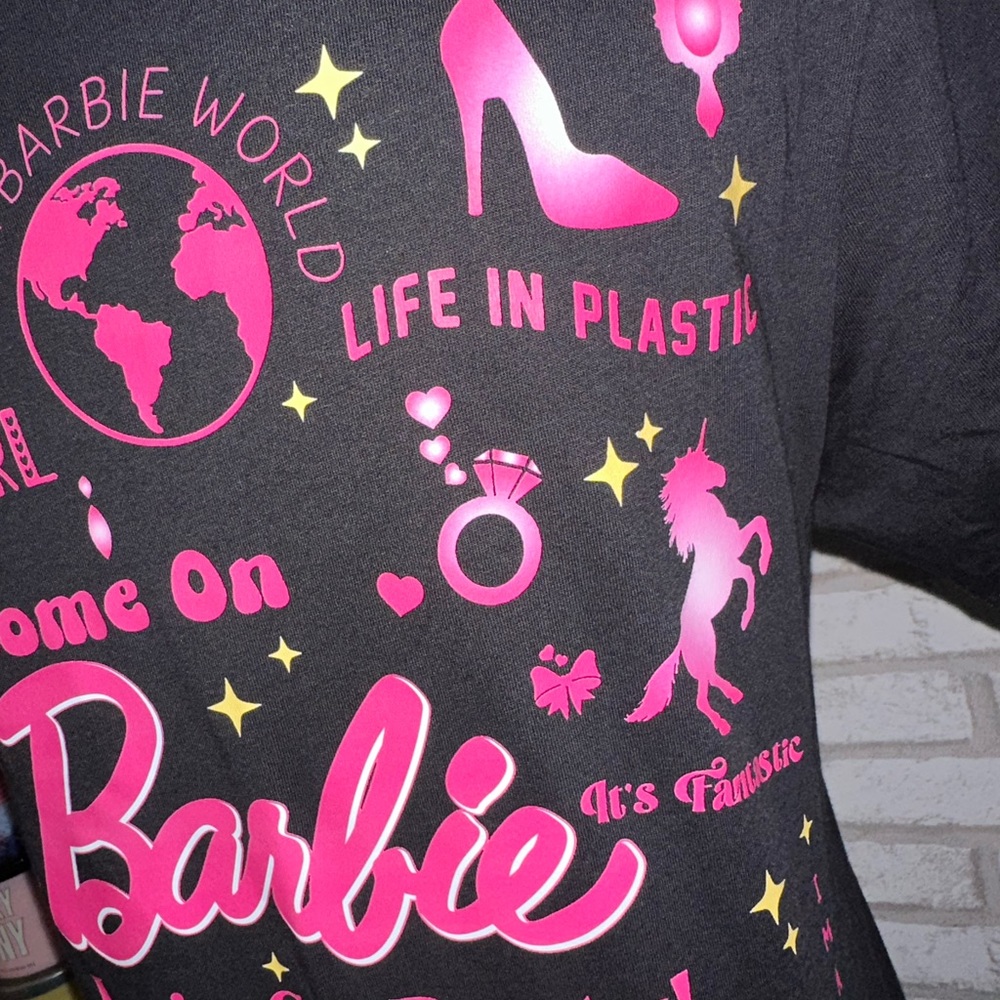 I’m a Barbie girl unisex short sleeve  T-shirt - Picture 5 of 7